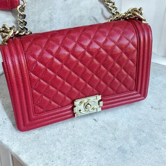 CHANEL 2019’ Caviar Red/Silver Quilted Le Boy Bag - Picture 4 of 16